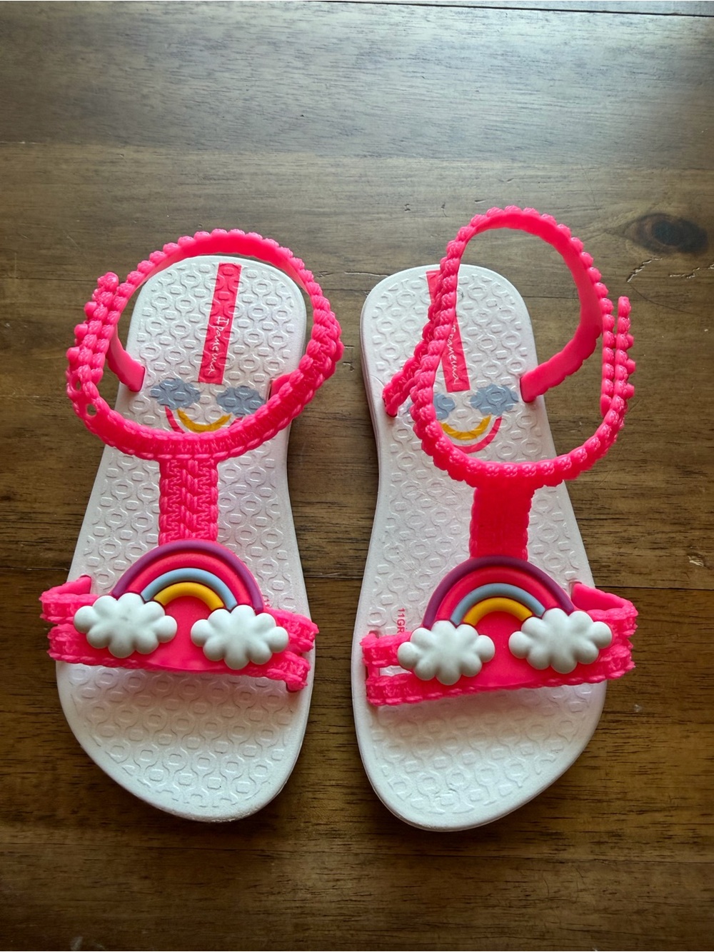Ipanema Girls Rainbow Cloud Sandals Pink Toddler Size 8 Summer Beach Waterproof